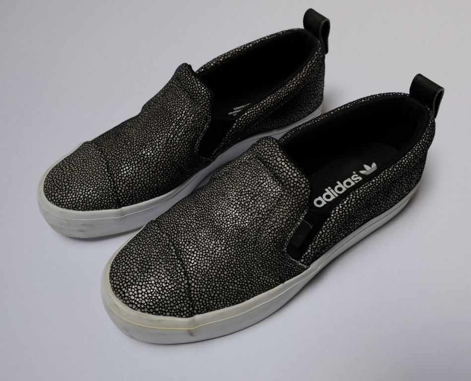 adidas originals honey slip on