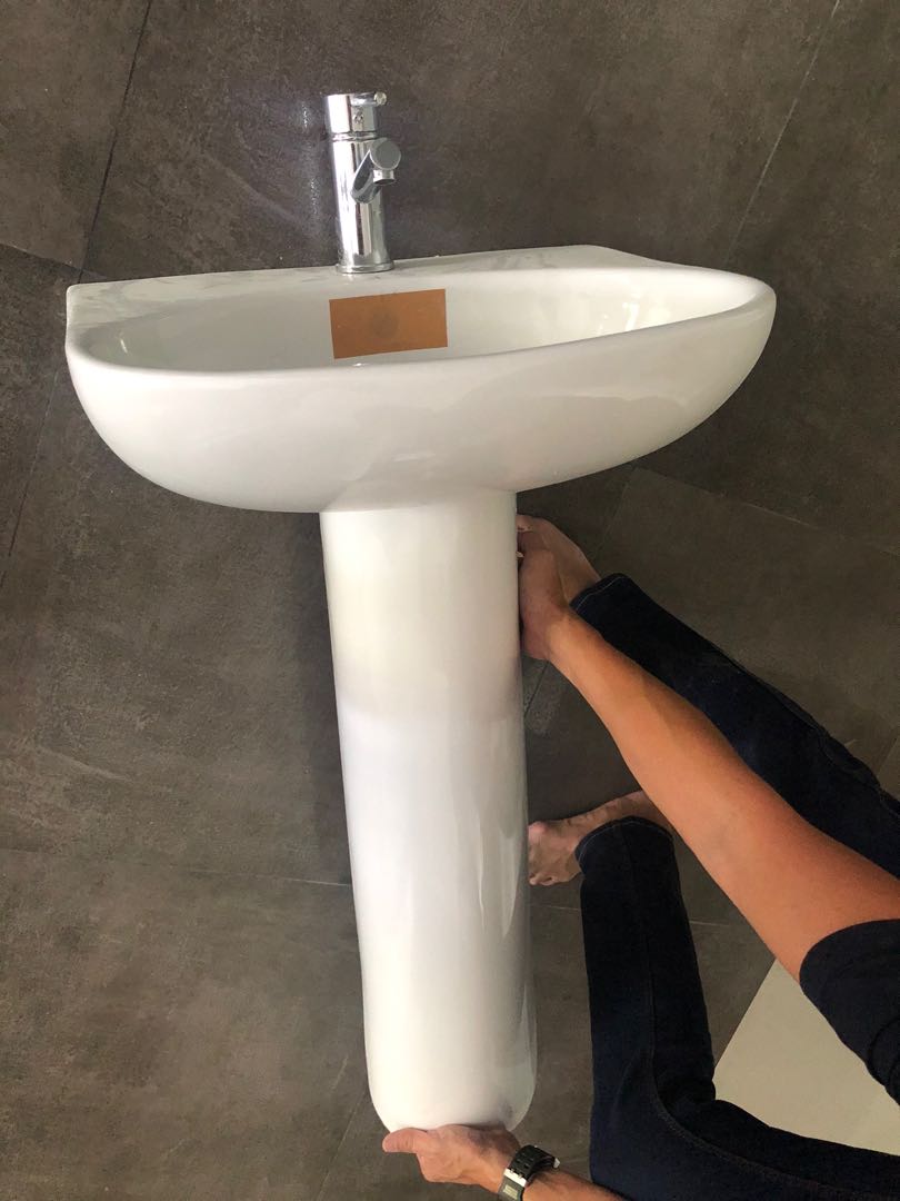 Basin Pedestal Sink, Furniture & Home Living, Bathroom & Kitchen