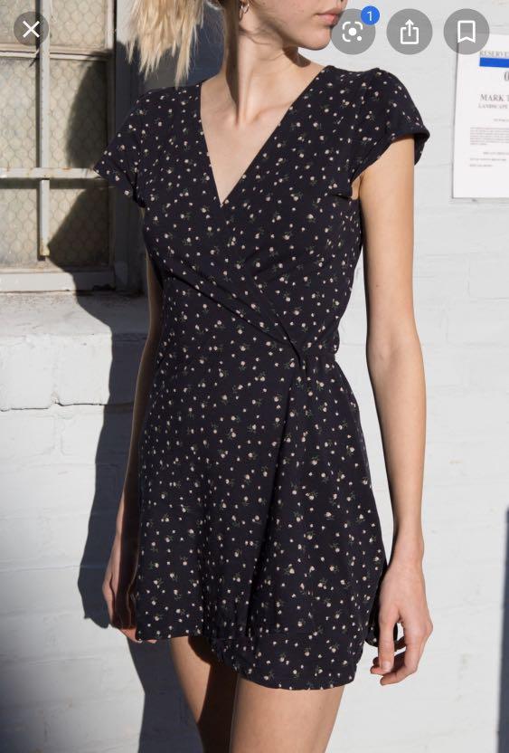 Brandy melville floral wrap dress Clearance