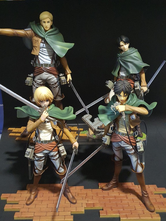 erwin attack on titan figure