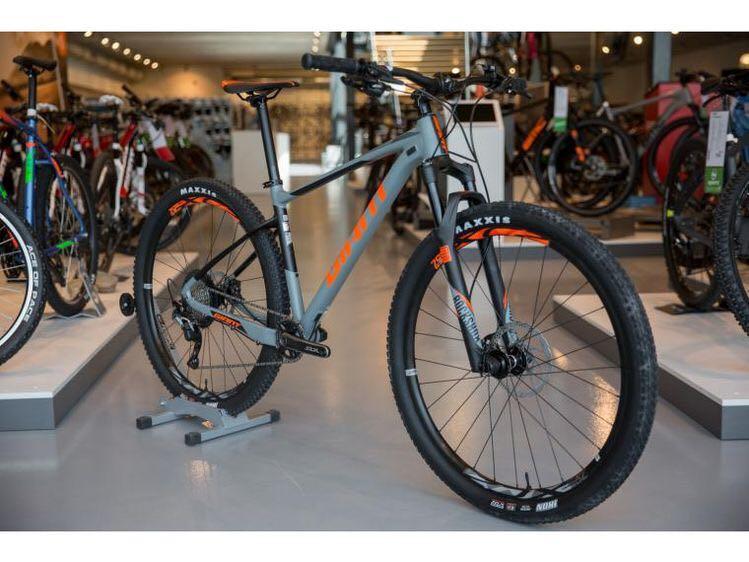 Giant fathom 29er hotsell 2 ge 2018