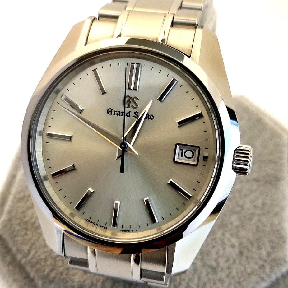 Grand Seiko sbgv205 40mm 9f82quartz 44gs made in Japan