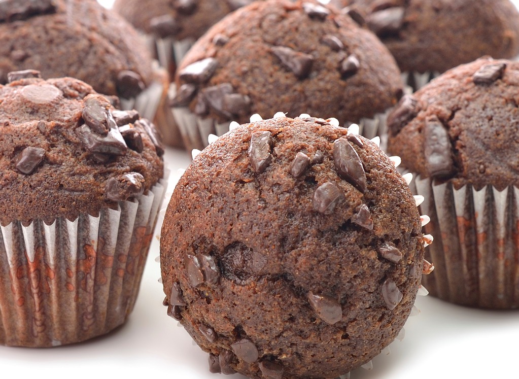 Halal Muffins 6 pieces, Food & Drinks, Baked Goods on Carousell