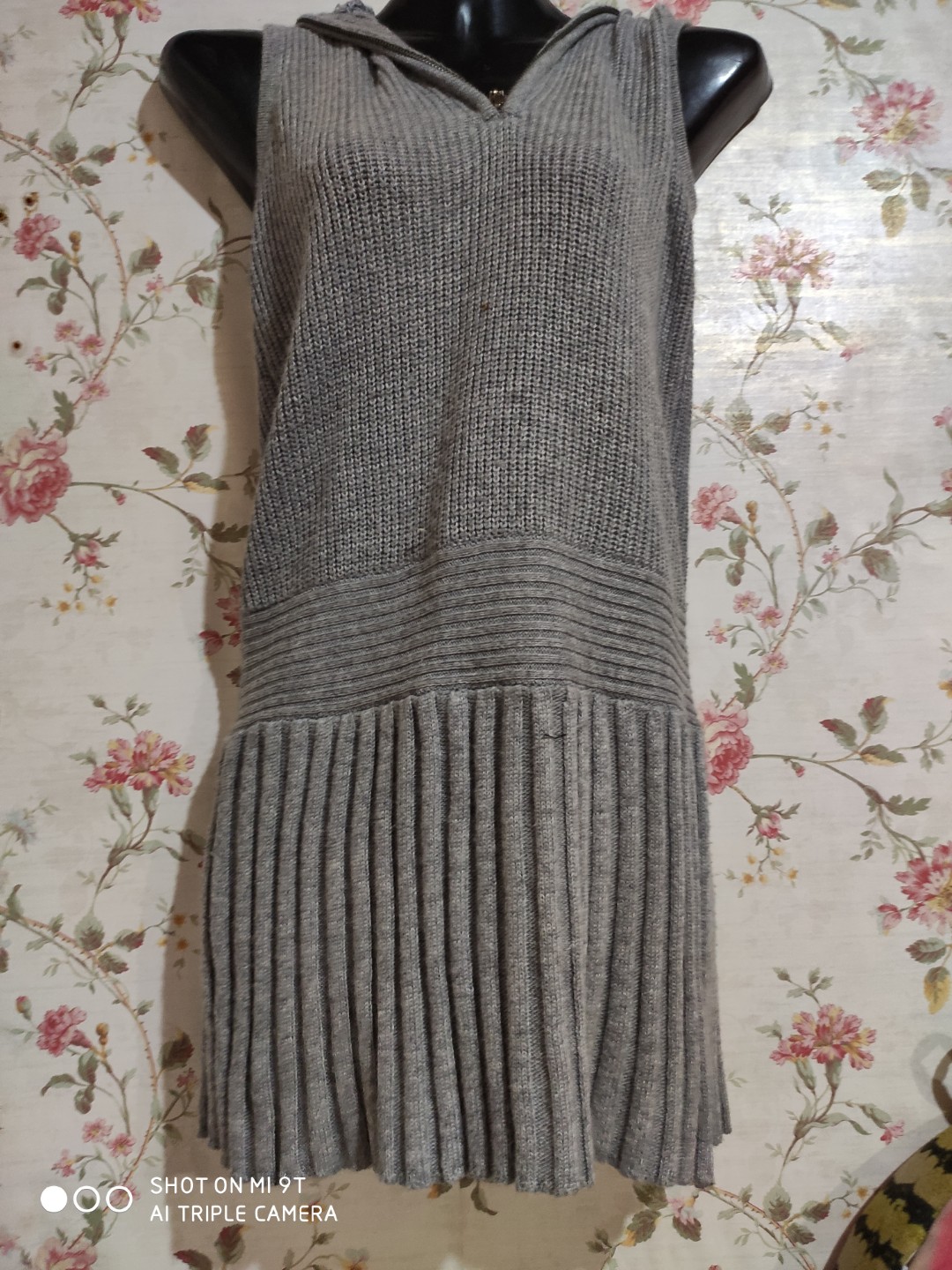 Knitted winter clothes, Women's Fashion, Maternity wear on Carousell