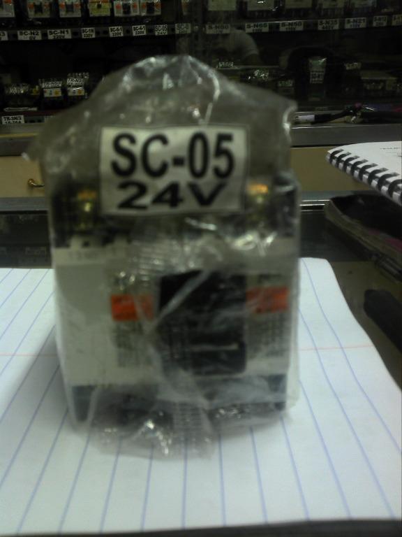Magnetic Contactor Sc 05 Fuji Construction Industrial Construction Tools On Carousell