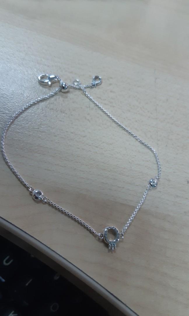 Pandora sparkling store crown bracelet