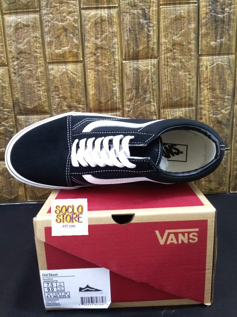 Sepatu Vans Old Skool OldSkool Classic Black White Original BNIB Fesyen Wanita Sepatu di Carousell