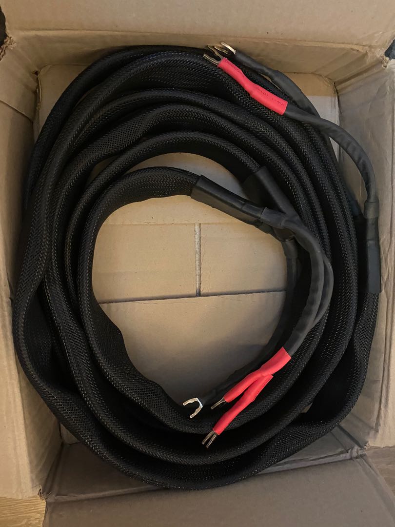 Tellurium Q Graphite speaker cables (2.8m pair, spade), Electronics