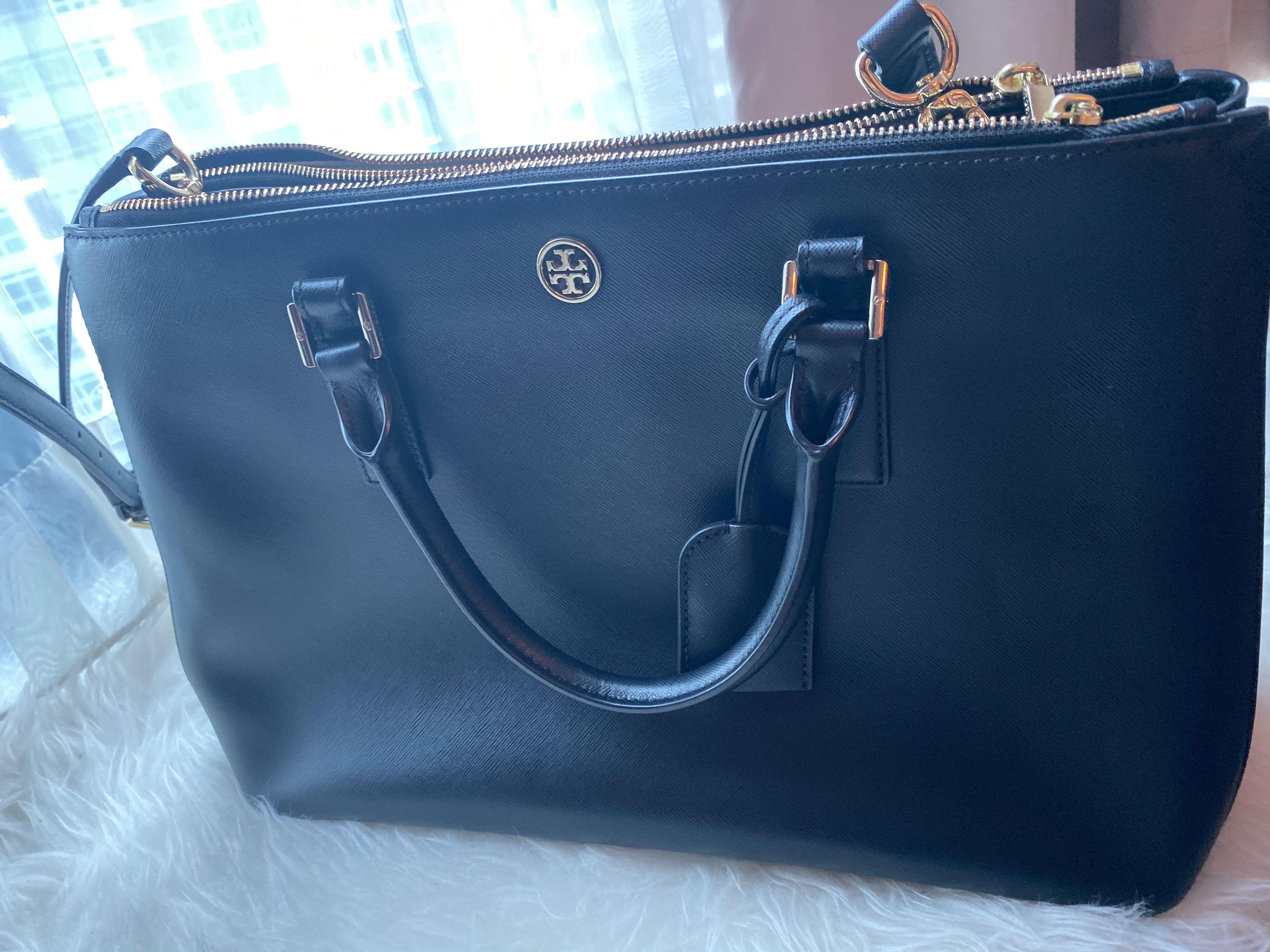 Tory Burch Robinson Double zip tote, Women's Fashion, Bags & Wallets, Tote  Bags on Carousell
