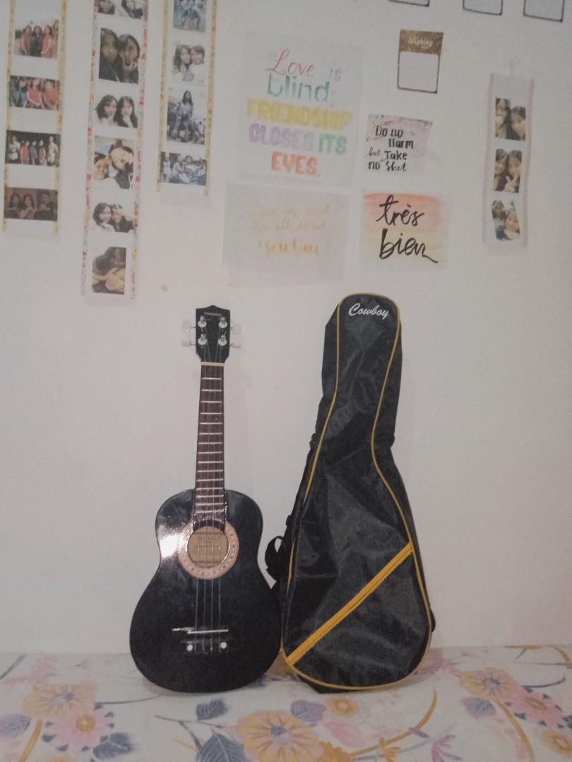 Ukulele yamaha FG-30, Musik & Media, Alat on Carousell