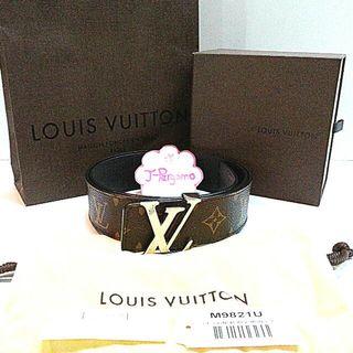 Authentic Louis Vuitton Beige Monogram Vernis Bedford Bag, Luxury, Bags &  Wallets on Carousell