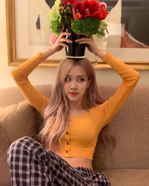 blackpink rose mustard sweater, Women's 