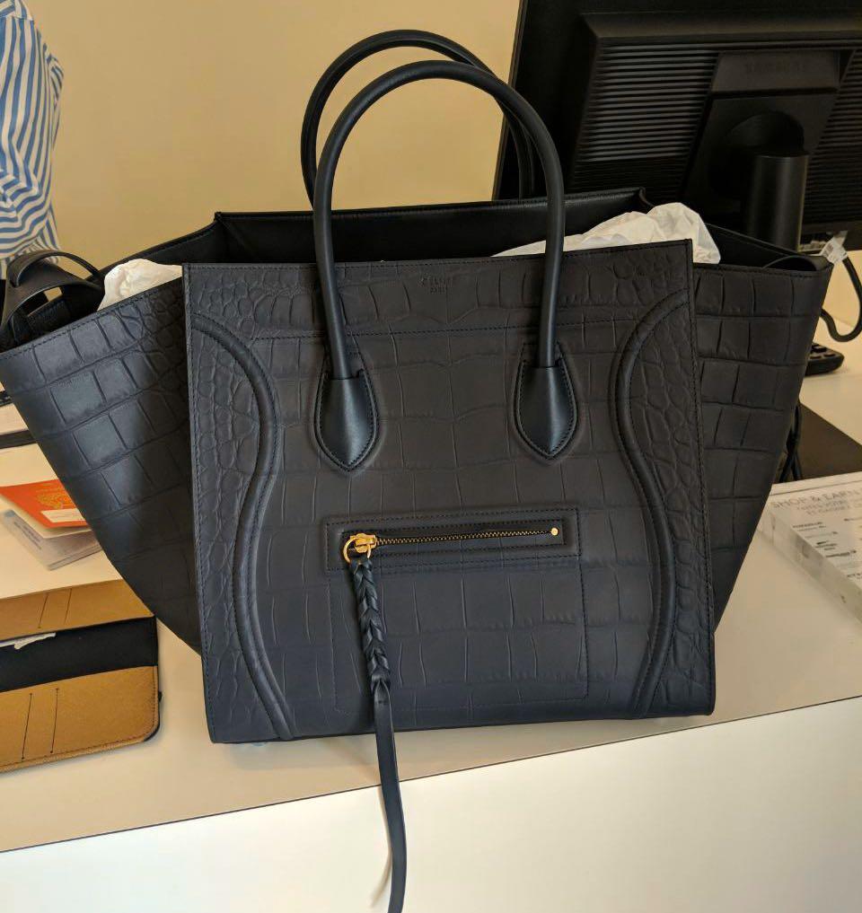 Celine discount phantom purse