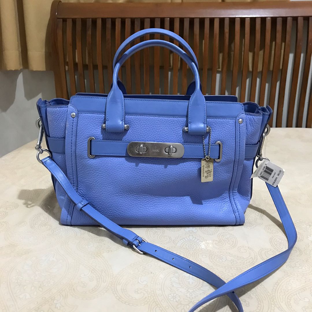Coach Swagger, Barang Mewah, Tas & Dompet di Carousell