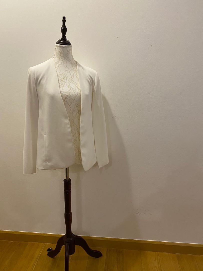 Dress Cape Coat #IWD2020 (Category: Dresses) located in Makati City. Submitted by mydeclutteringsale (Listing ID 281653732, Image 3). Description: #IWD2020.