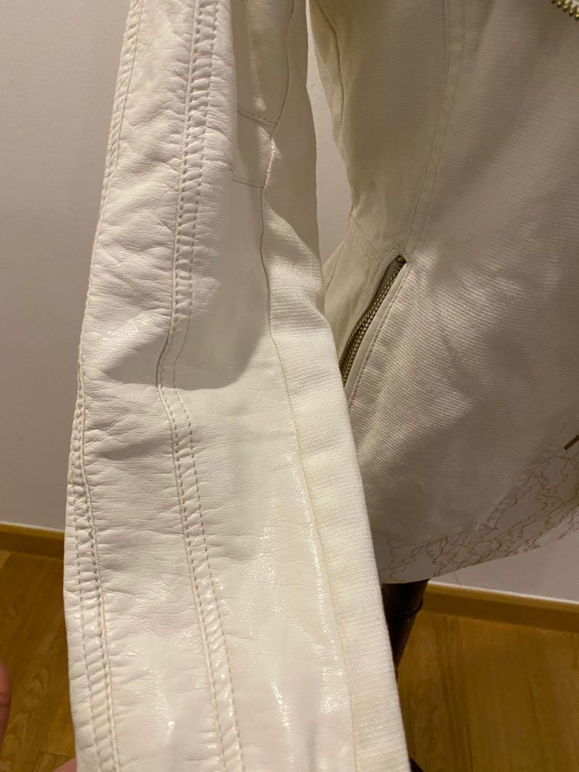 Dress Outerwear #IWD2020 (Category: Dresses) located in Makati City. Submitted by mydeclutteringsale (Listing ID 281654645, Image 3). Description: .