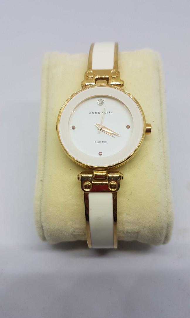 Jam tangan Anne Klein