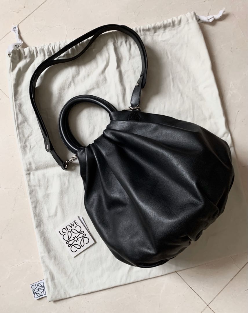 Loewe bounce store