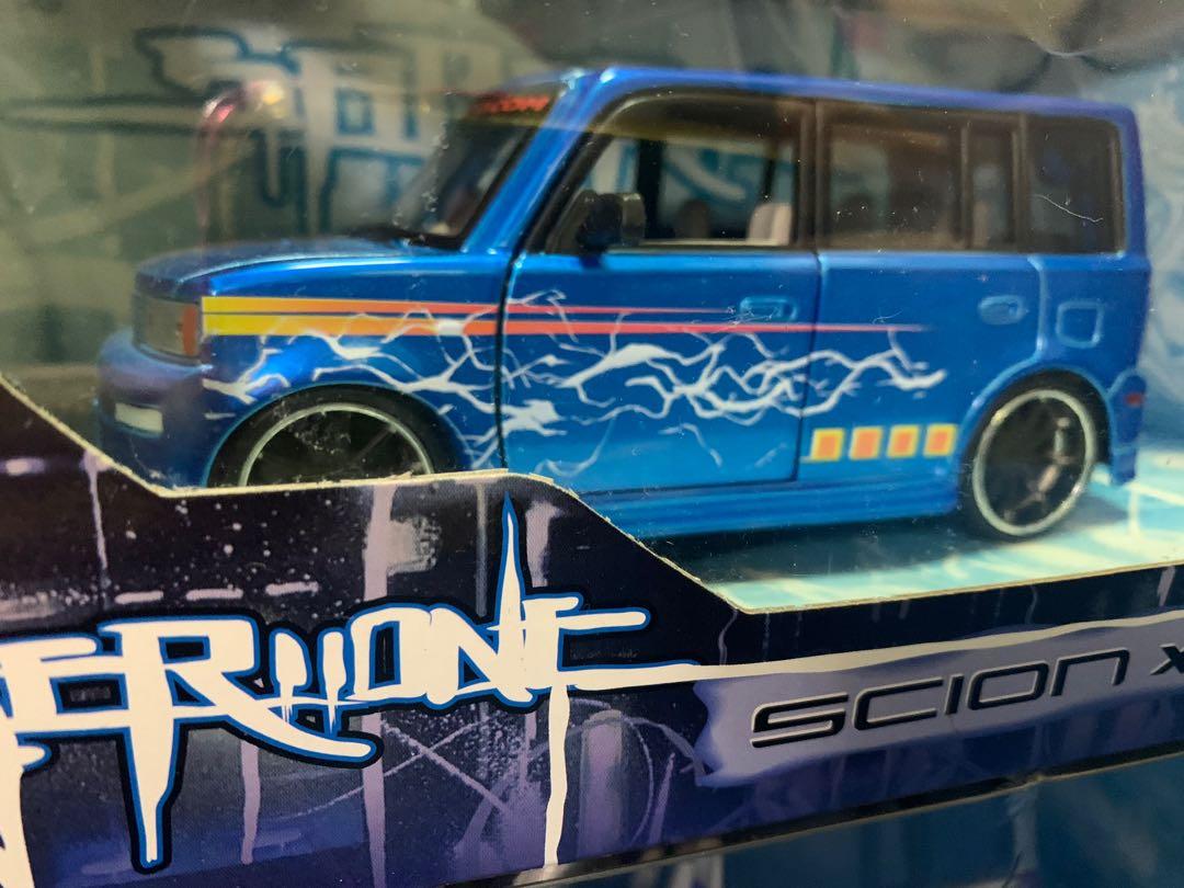 Maisto 1/24 Toyota bB Scion xB, 興趣及遊戲, 玩具& 遊戲類- Carousell