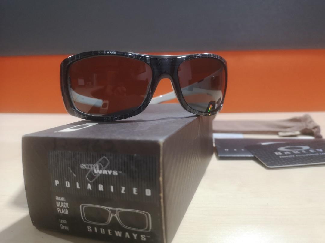 Oakley Sideways Black Plaid polarized