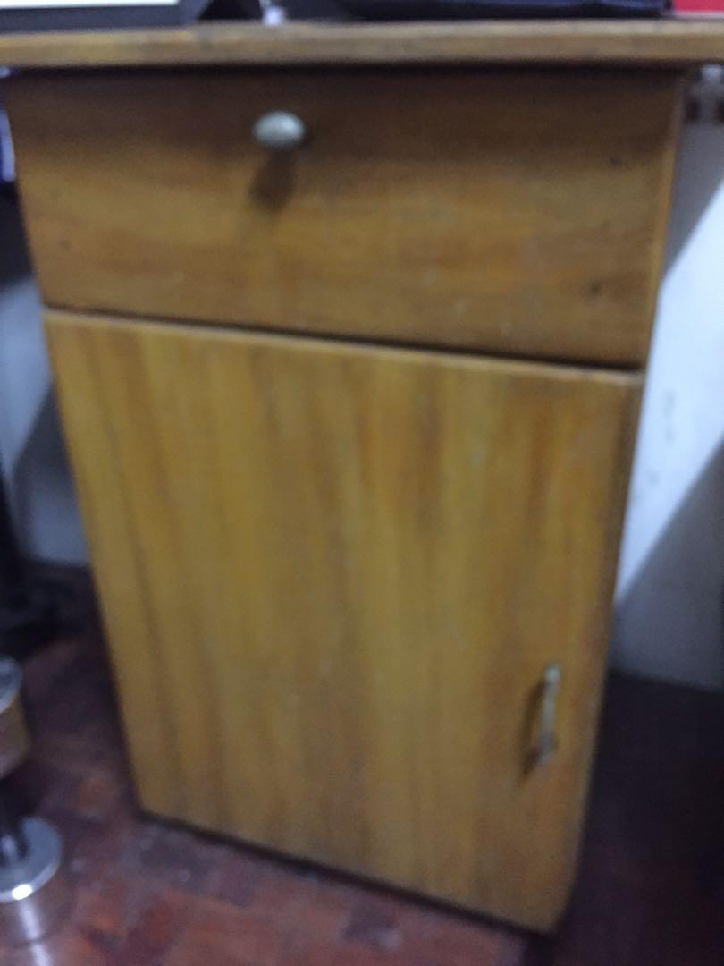Pair of side table (Category: Tables & Sets) located in San Juan City. Submitted by alystrid (Listing ID 281654990, Image 1). Description: .