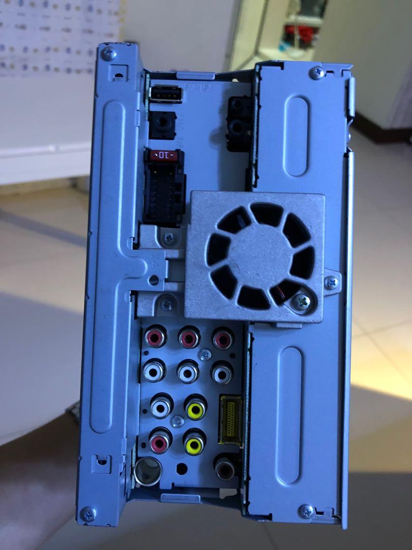 Pioneer double din head unit AVH Z2050BT , Car Accessories, Accessories