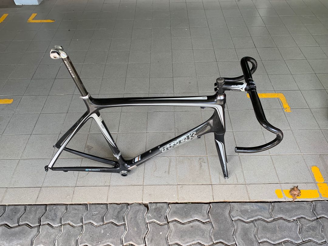Trek Madone 4.5 size 62 cm Sports Equipment Bicycles Parts