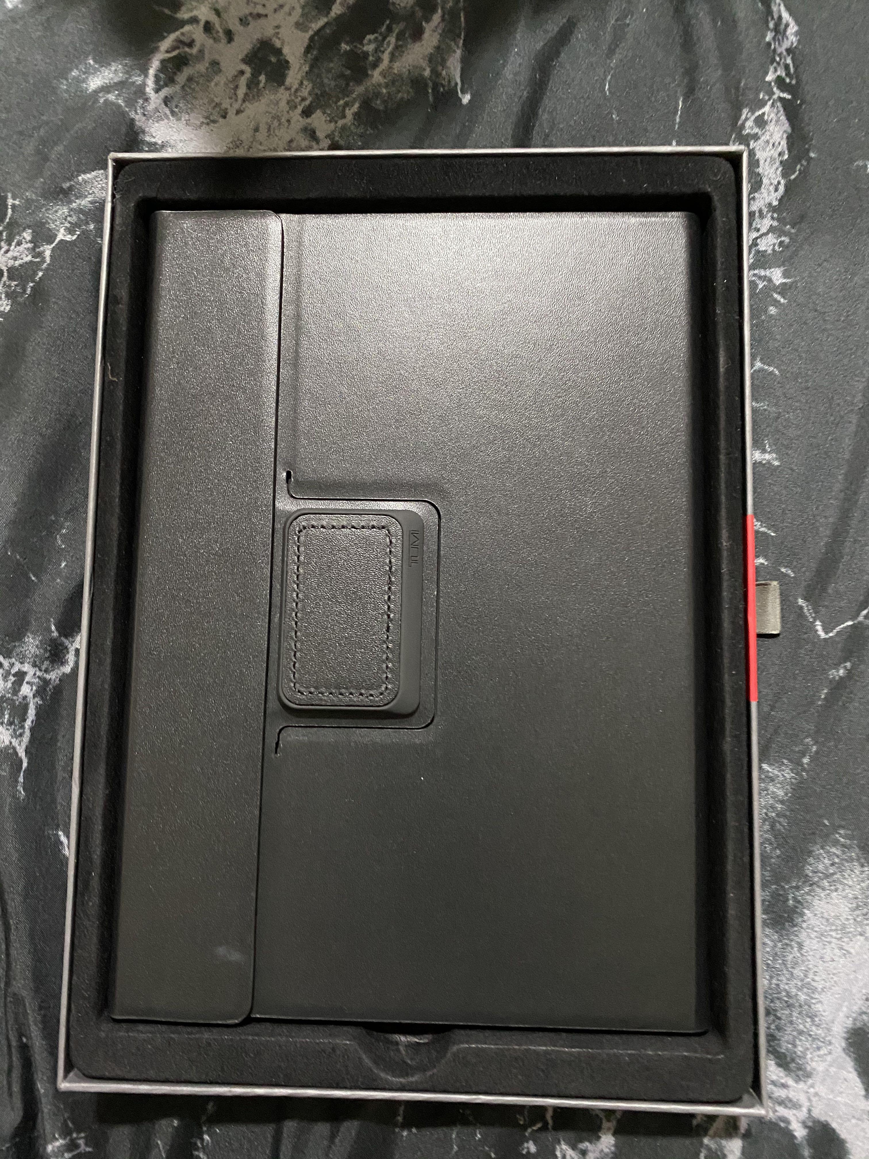 TUMI Ipad case Mobile Phones Gadgets Mobile Gadget