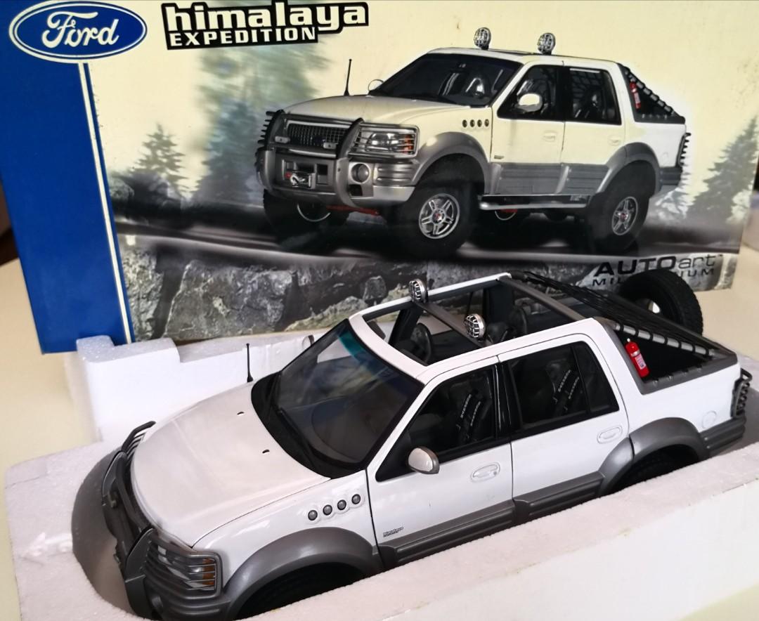 信頼】 Autoart 1/18 Ford EXPEDITION himalaya - おもちゃ