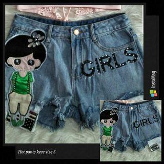 Cutie hot pants size S
