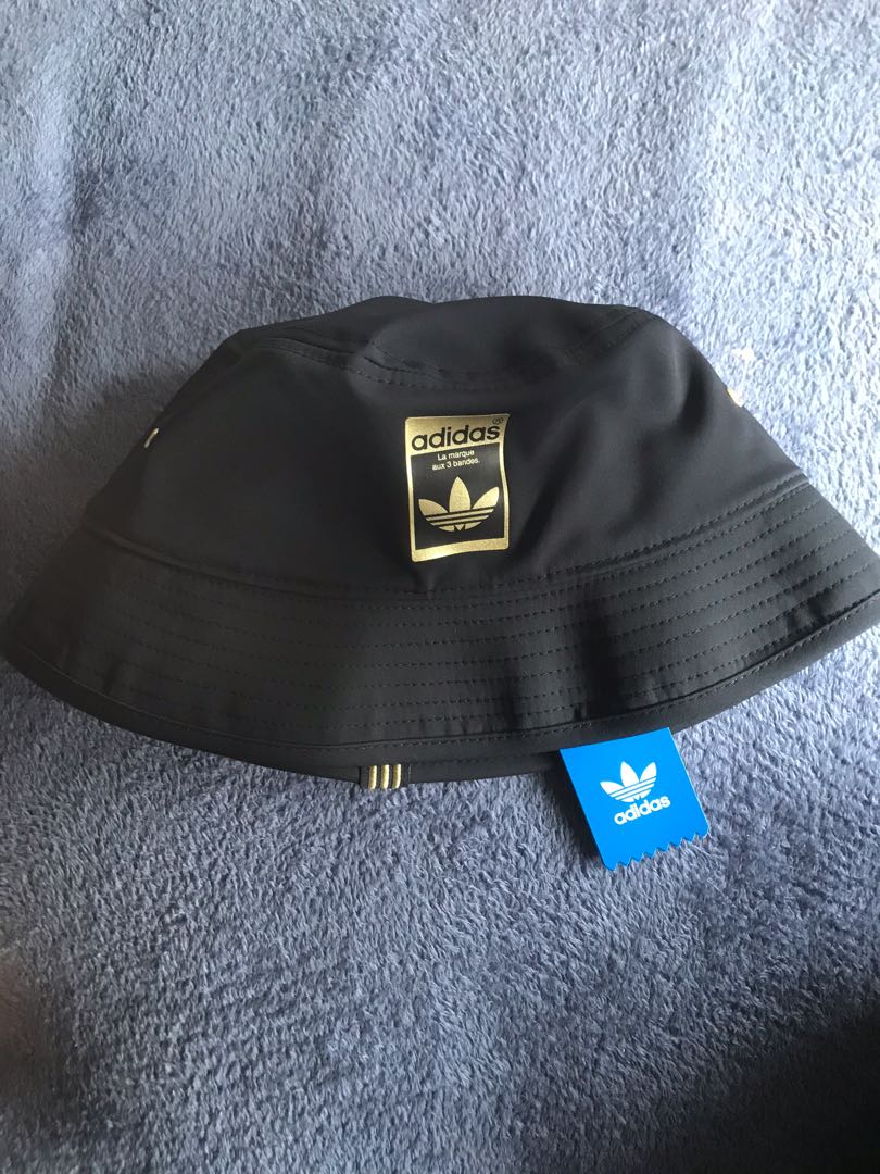 Adidas bucket hat black gold hot sale