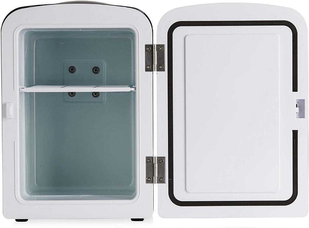 BNIB Signature S30007 4 Litre Hot and Cold Mini Fridge with 3pin and