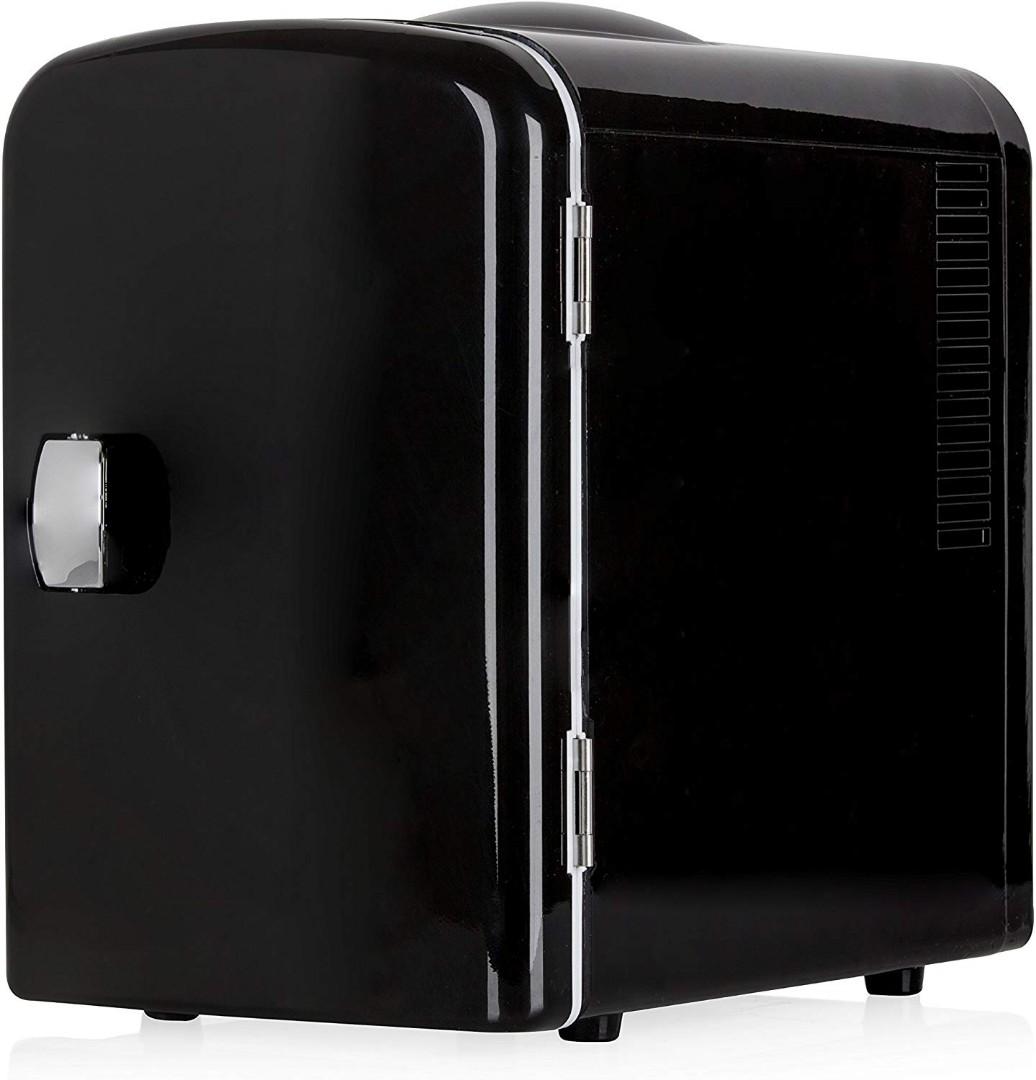 BNIB Signature S30007 4 Litre Hot and Cold Mini Fridge with 3pin and