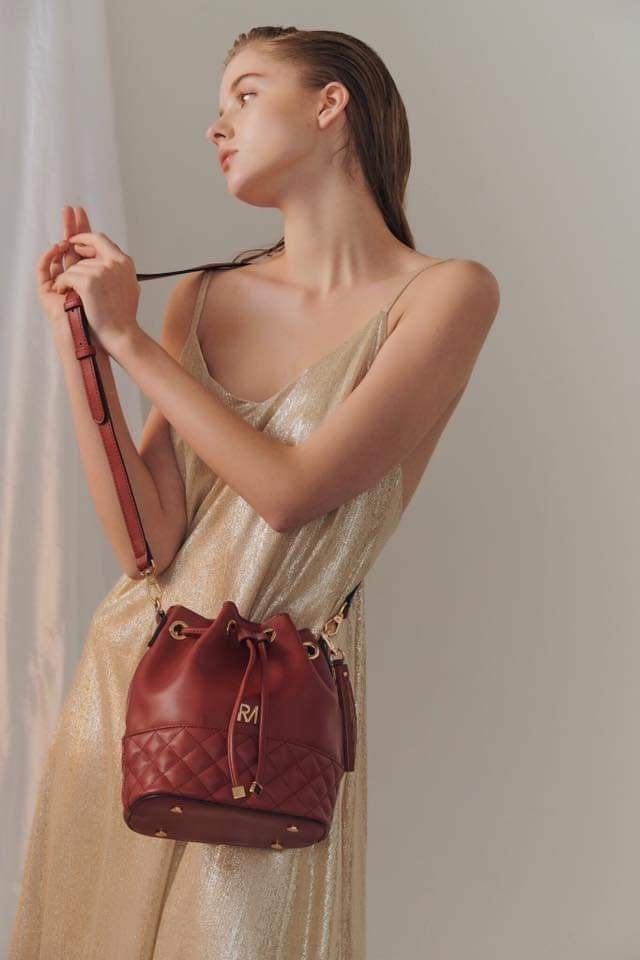 Brand New Robinmay Red Bucket Bag Women S Fashion Bags Wallets Handbags On Carousell Brand New Robinmay Red Bucket Bag Women S Fashion Bags Wallets Handbags On Carousell