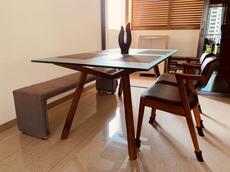 Dining Table Set (Category: Tables & Sets) located in Singapore. Submitted by lightningmcqueen (Listing ID 281731099, Image 1). Description: LUSH - Dinning set (1 yr plus old) Table + 2 Designer styled chair + 1 bench Bought it at $2000++ Table - Comes with Scratch Resistance Frosted protector. Bench - comes with customized cover for additional protection. Condition very new (careful owner) Transportation (self arrange) Genuine Buyer and no low b