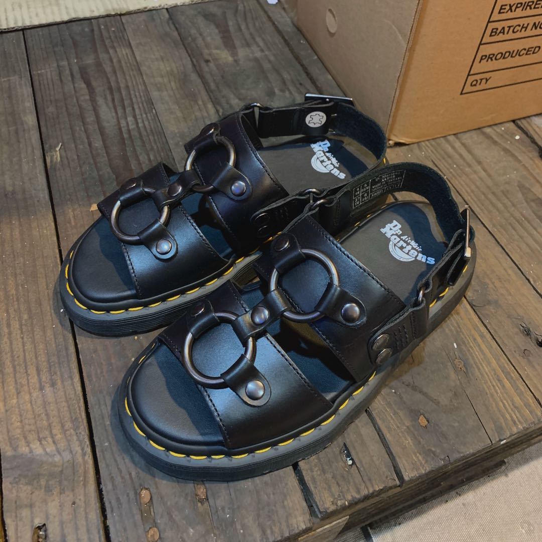 xabier brando sandals
