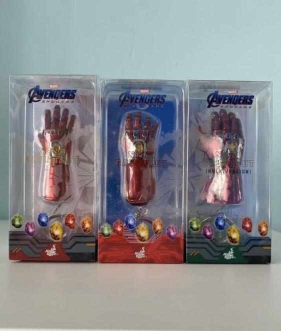 Nano gauntlet hotsell keychain hot toys