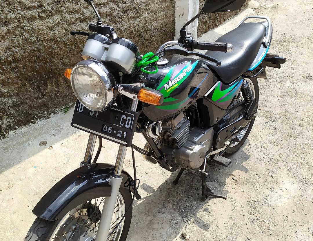 JUAL CEPET Honda Megapro Hiu Lama 2001 Istimewa