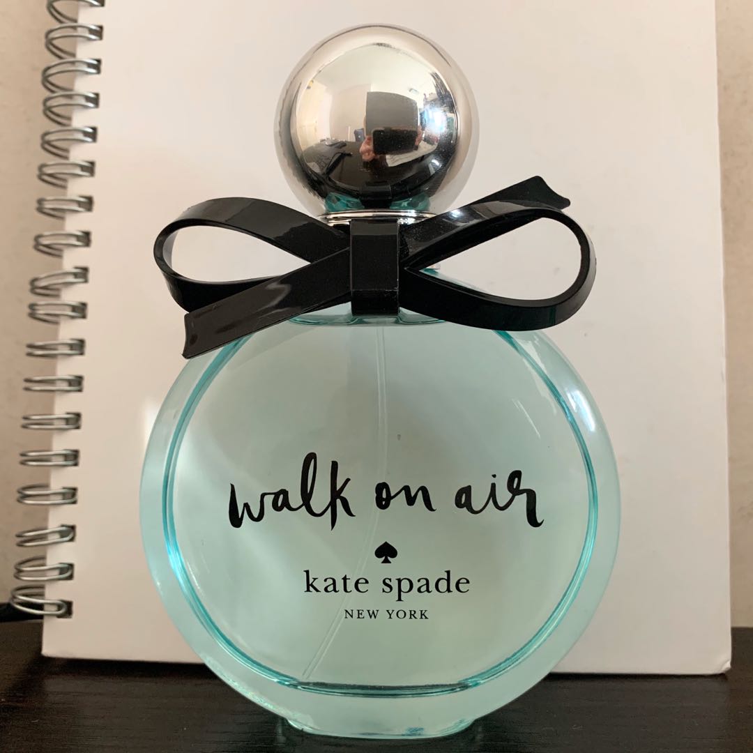 walk on air perfume