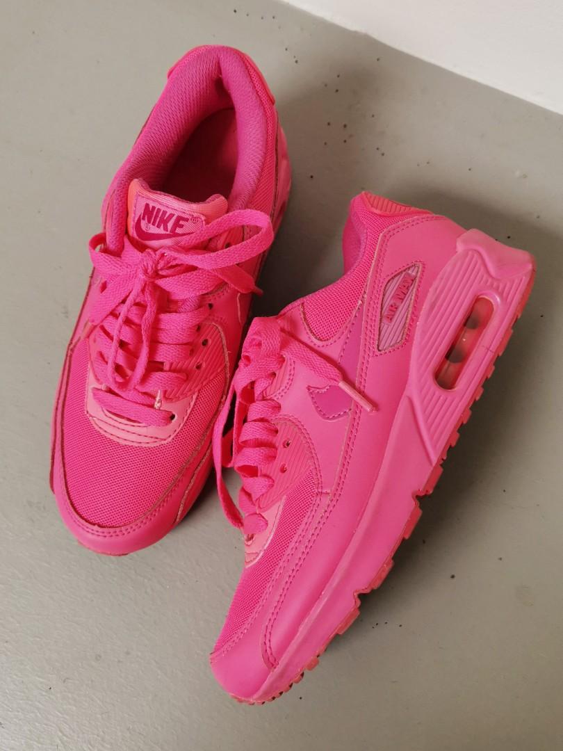 arbusto Intacto Antorchas Nike Air Max Hyper Pink Youth Womens Running Trainers Shoe US6.5 neon pink,  Women's Fashion, Footwear, Sneakers on Carousell