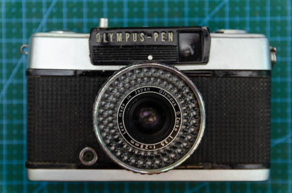 Olympus Pen Ee 2 Half Frame Film Camera W F Zuiko 28mm F 3 5 Photography Cameras On Carousell