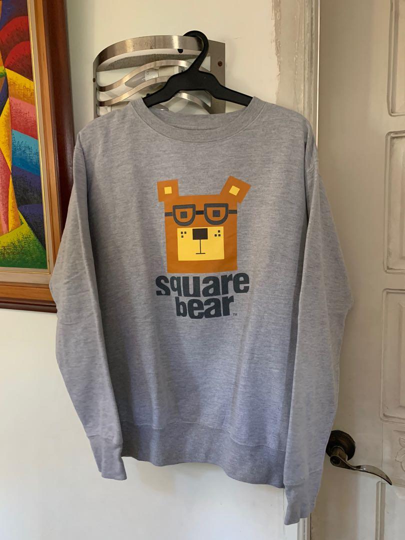Square Bear Pullover (Category: Hoodies) located in Taguig. Submitted by chattel_mnl (Listing ID 281771487, Image 1). Description: Square Bear pullover no issues Tagged M W - 21” L - 25” 200.