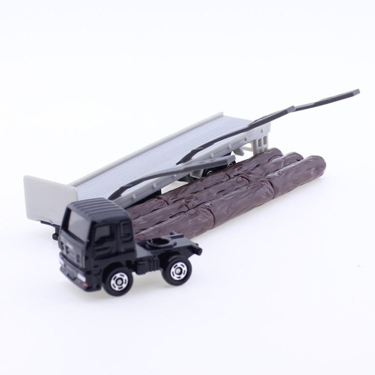 Tomica 125 木材運搬車isuzu Giga Wood Trailer Timber Transporter Diecast Car 元朗店取或郵寄 玩具 遊戲類 玩具 Carousell