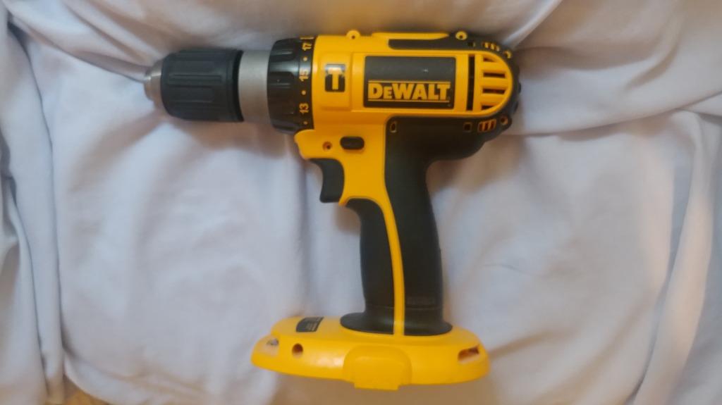 Dewalt dc725 sales hammer drill