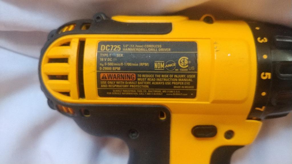 DeWALT DC725 18V NiCd 1 2 Cordless Hammer Drill Commercial Industrial Construction Tools Equipment on Carousell