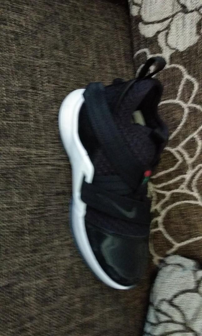 Lebron Soldier XII SFG size 1Y kids Men s Fashion Footwear