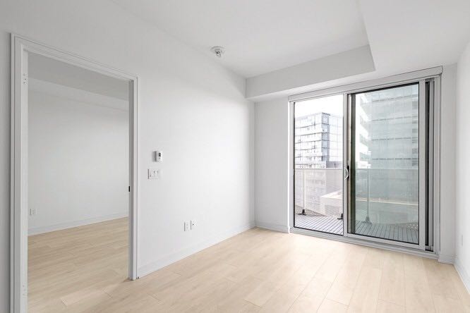 New Canary District 1+1Bed 1Bath for Lease!