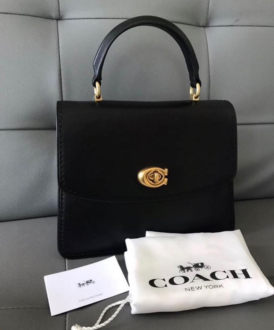New Coach parker top handle black. Sz 23 cm with tag,card,and db ori