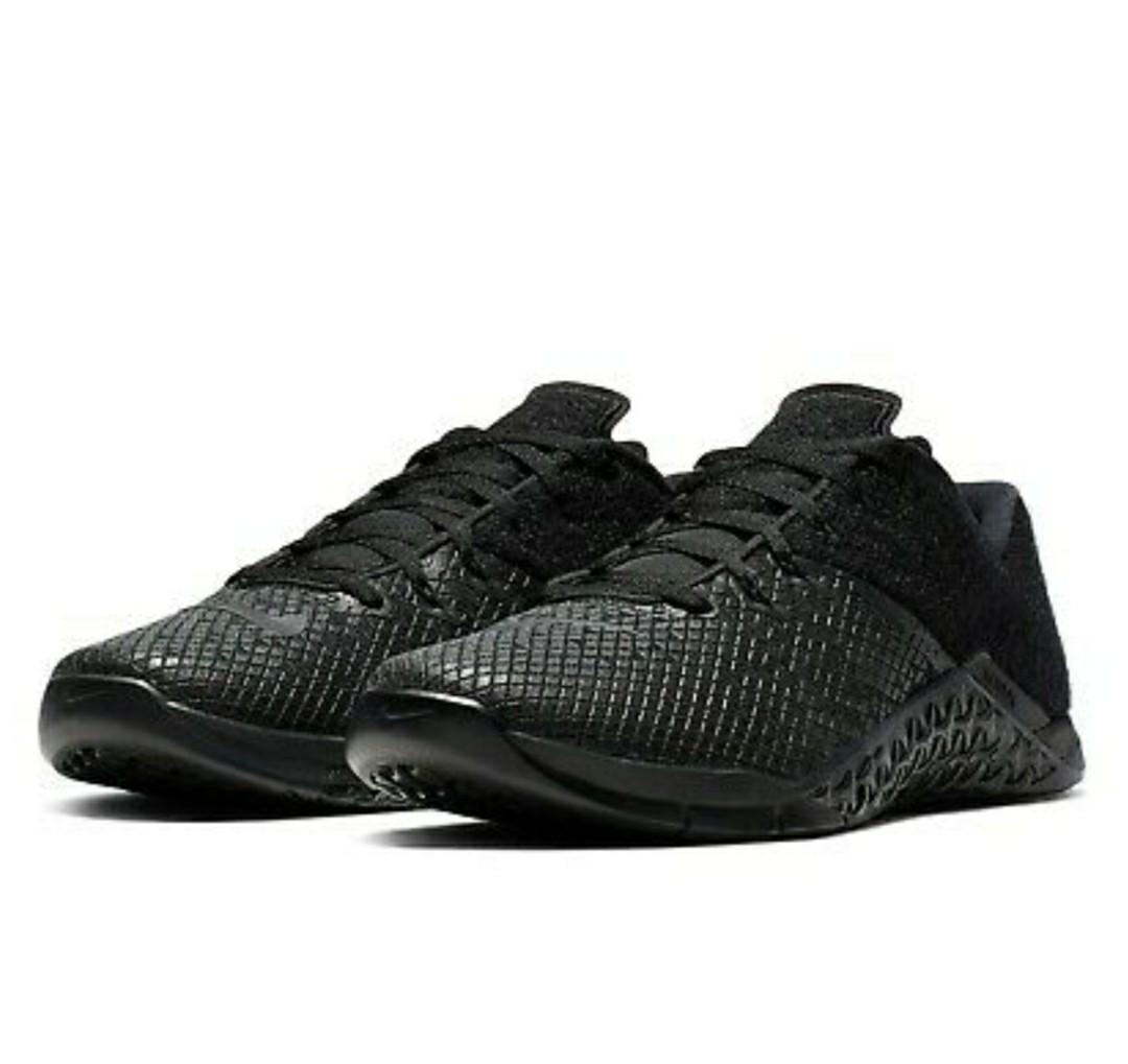 Nike patch metcon clearance