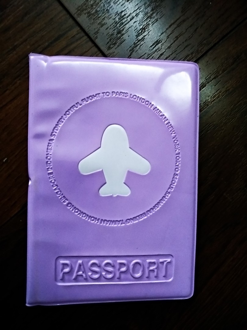 Freebies ( Dell computer bag and passport holder, Free Items on Carousell